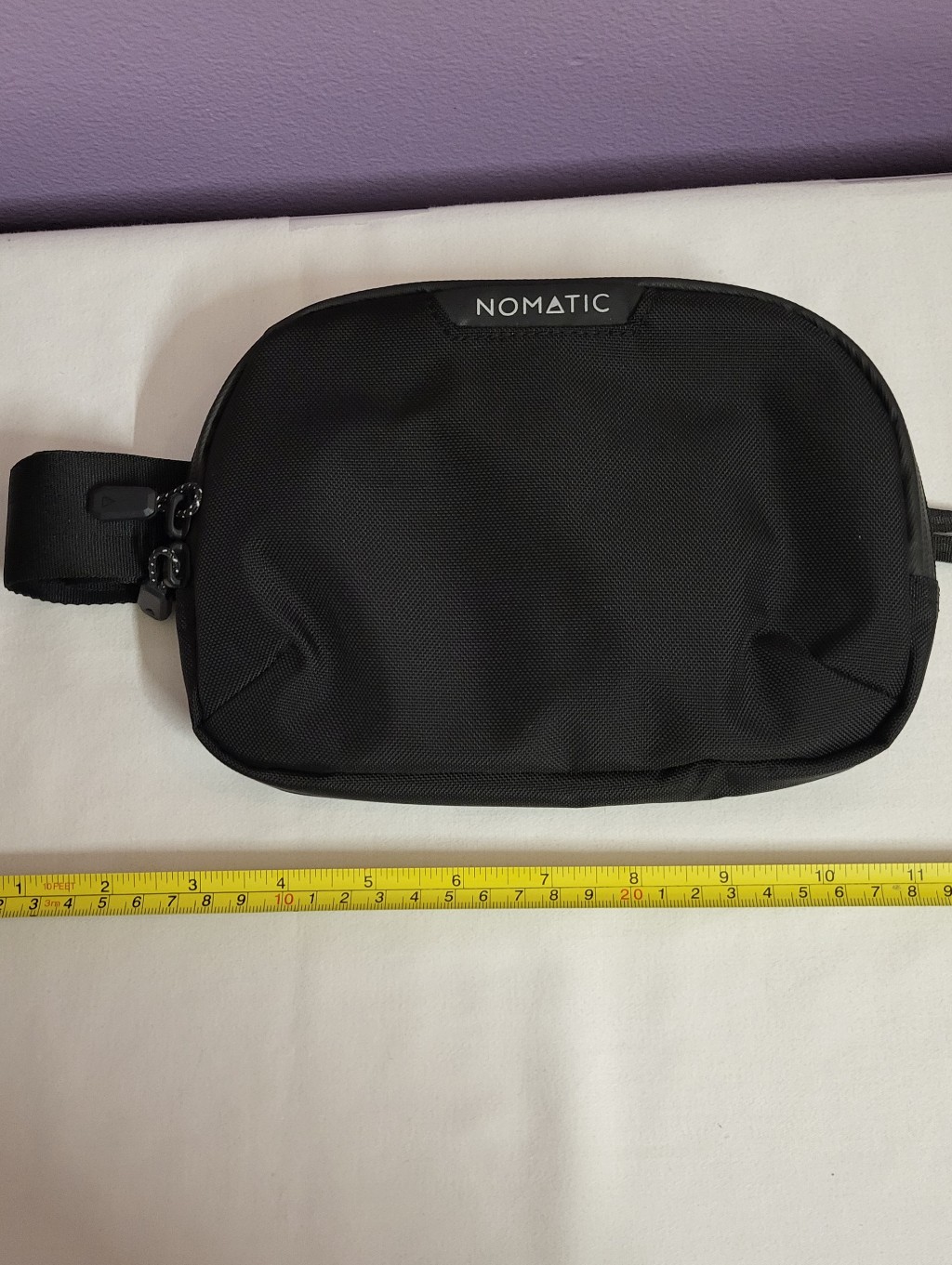 Black Nomatic Life On The Move Everyday Access Sling Rfid Safe Travel Bag New! — image 7 of 8